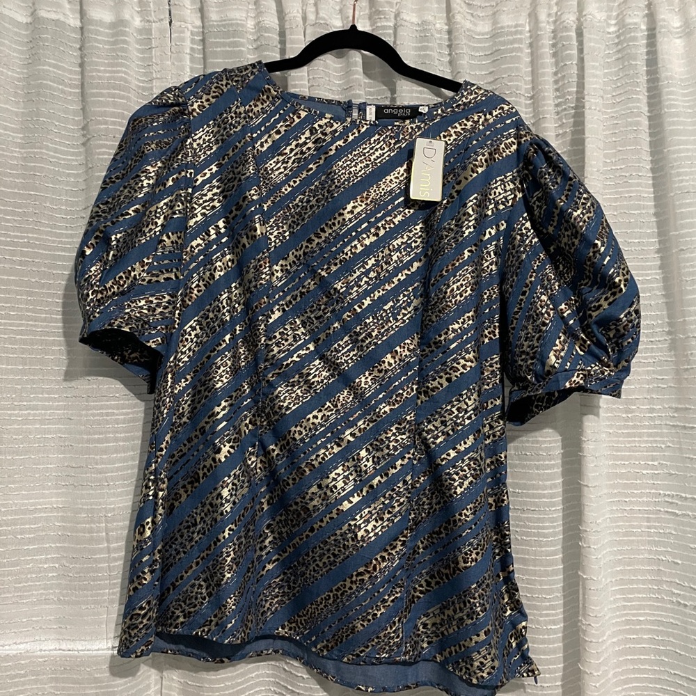 New blouse!!! Golden Animal print and blue